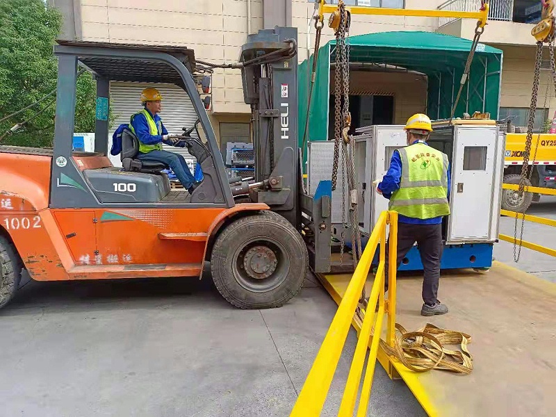 設(shè)備裝卸搬運